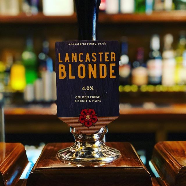 A Lancaster Blonde pump clip on the hand pull, with the back bar behind