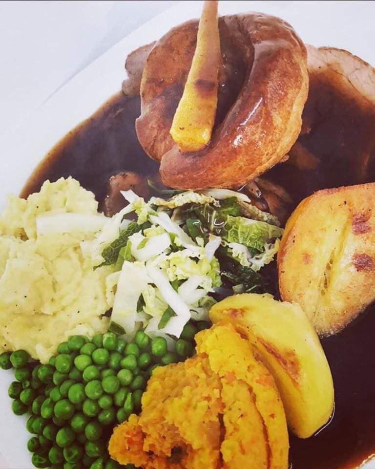 A Sunday roast at the White Crow: topside of beef, Yorkshire pudding, roast potatoes, mash, peas and gravy